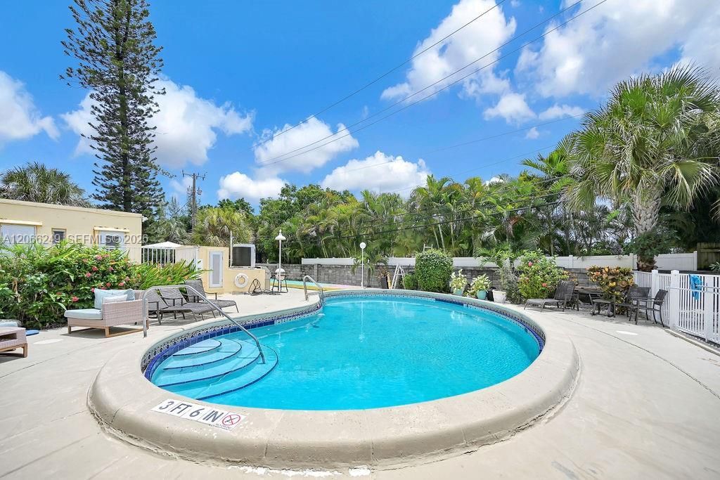 2400 NE 9th St , Unit 201, Fort Lauderdale, FL 33304 Photo