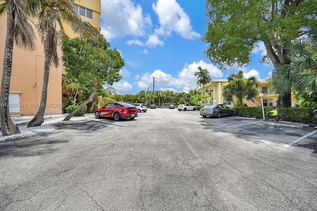 2400 NE 9th St , Unit 201, Fort Lauderdale, FL 33304 Photo