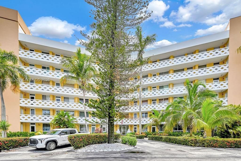 2400 NE 9th St , Unit 201, Fort Lauderdale, FL 33304 Photo