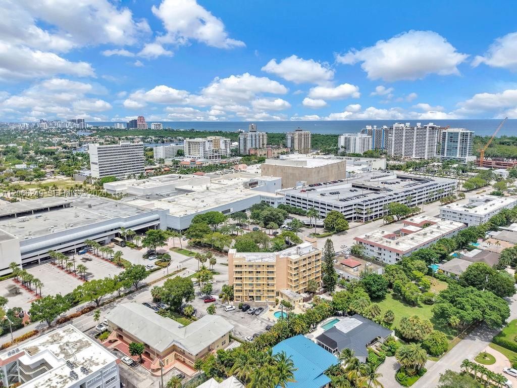 2400 NE 9th St , Unit 201, Fort Lauderdale, FL 33304 Photo