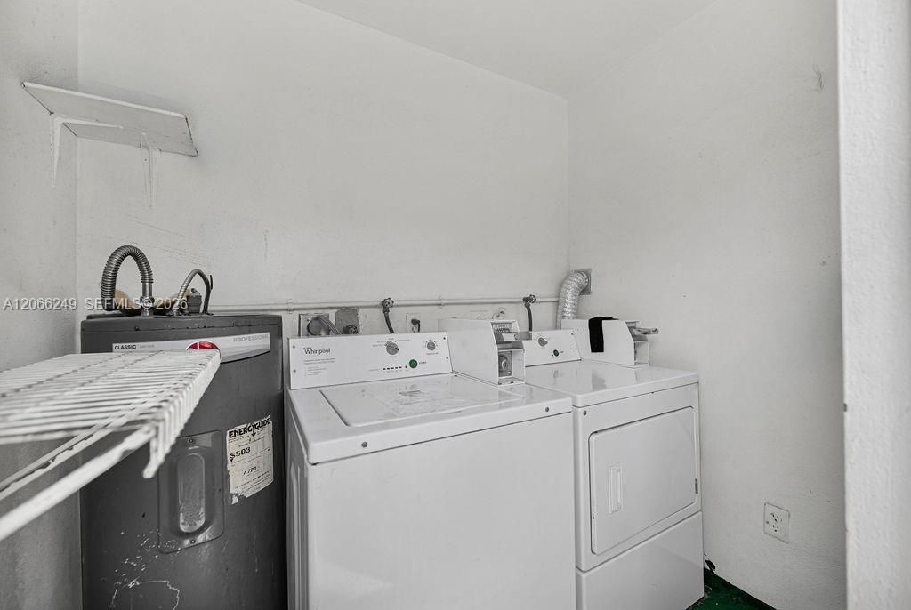2400 NE 9th St , Unit 201, Fort Lauderdale, FL 33304 Photo