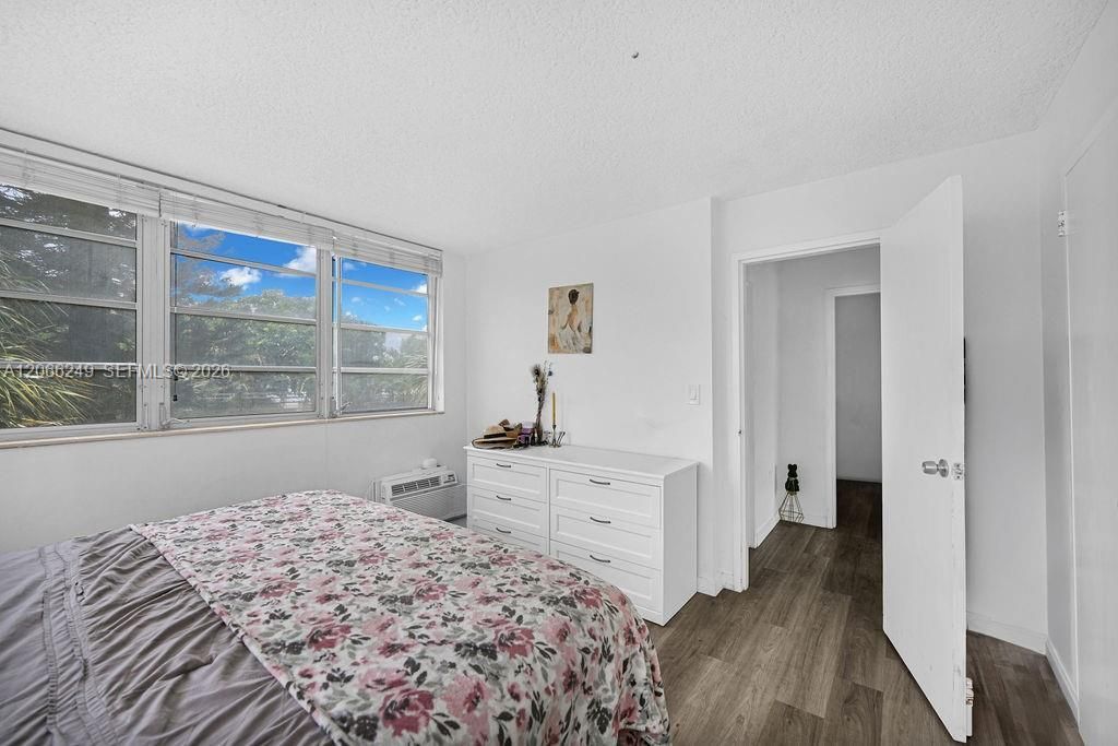 2400 NE 9th St , Unit 201, Fort Lauderdale, FL 33304 Photo