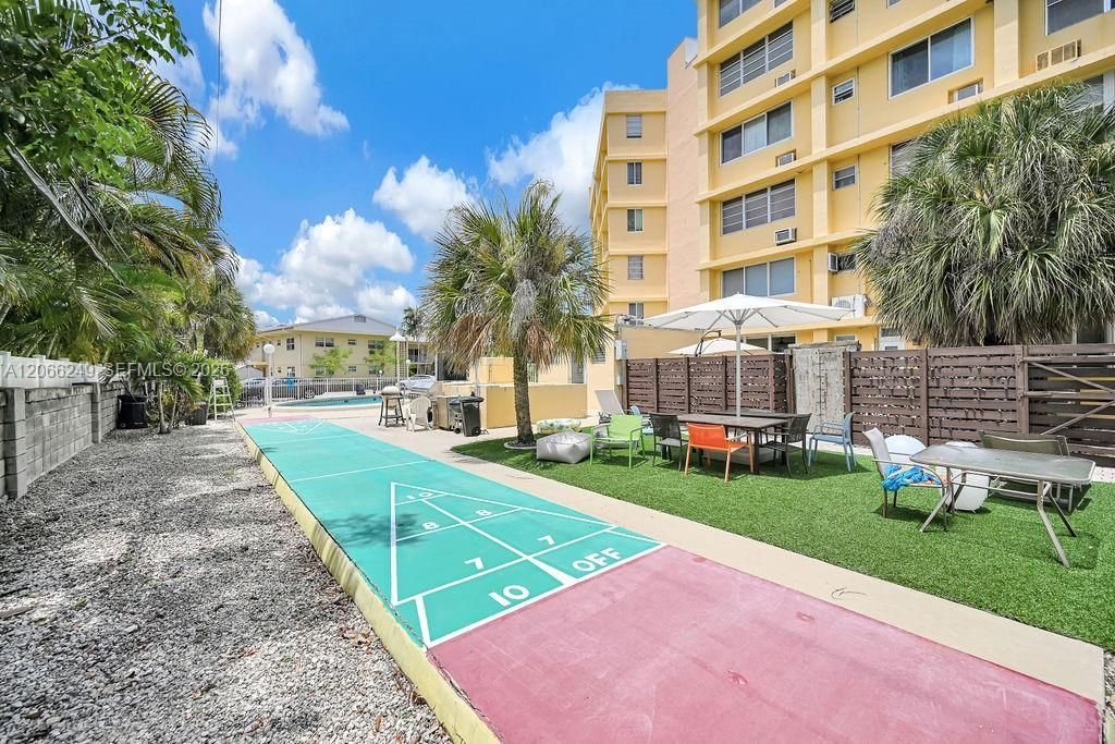 2400 NE 9th St , Unit 201, Fort Lauderdale, FL 33304 Photo