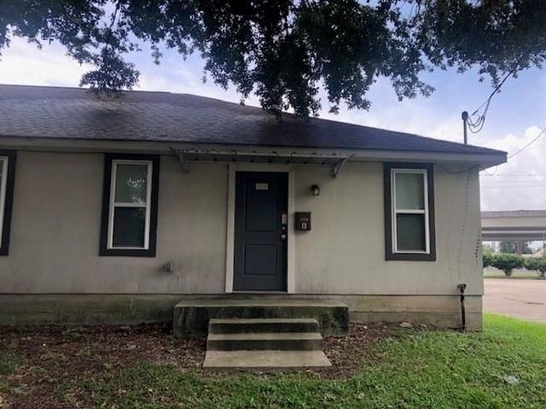 2025 LEBOEUF Street , Unit B, Gretna, LA 70053