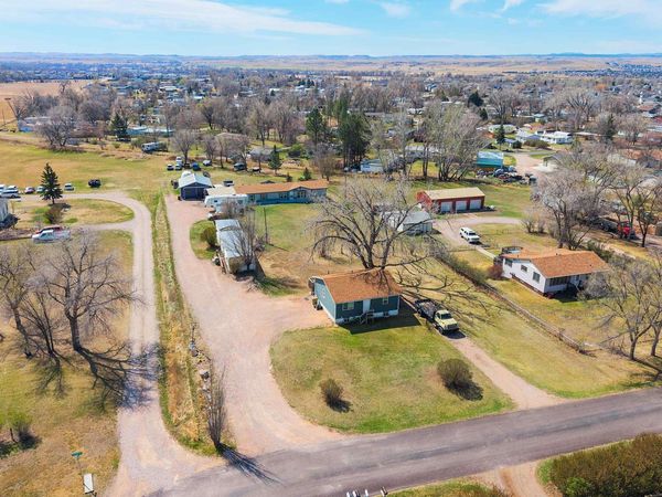 5823 CORBIN DR, Rapid City, SD 57703