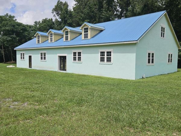 398 Log Cabin Road, Teachey, NC 28464