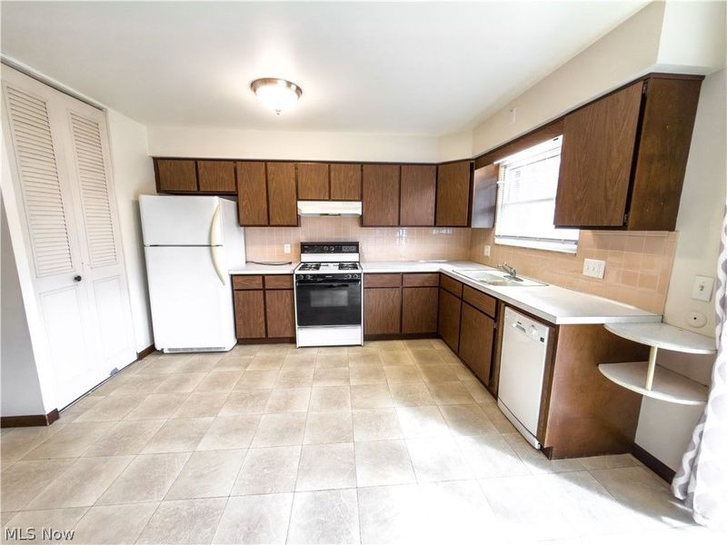 3853-3857 Seneca Street, Stow, OH 44224 Photo 10