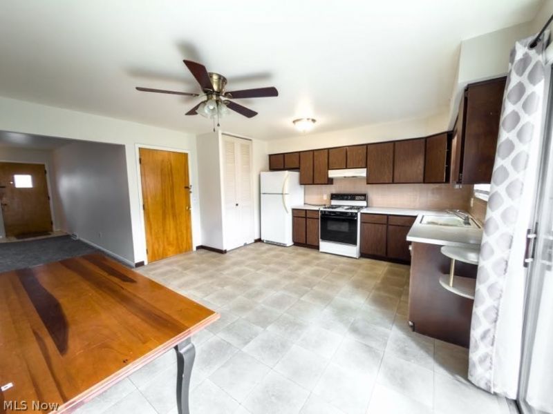 3853-3857 Seneca Street, Stow, OH 44224 Photo 11