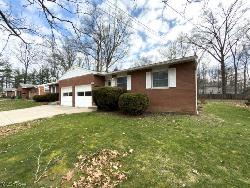 3853-3857 Seneca Street, Stow, OH 44224 Photo 4