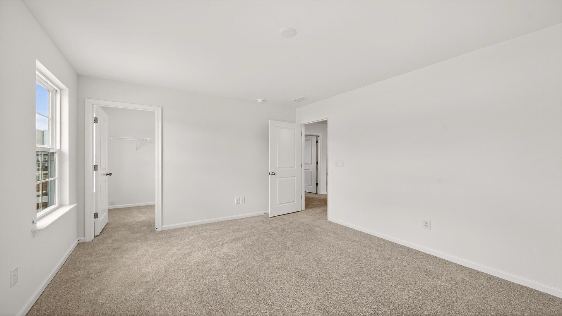 442 Cadbury Loop Photo 20