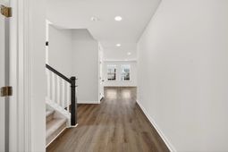 442 Cadbury Loop photo 4