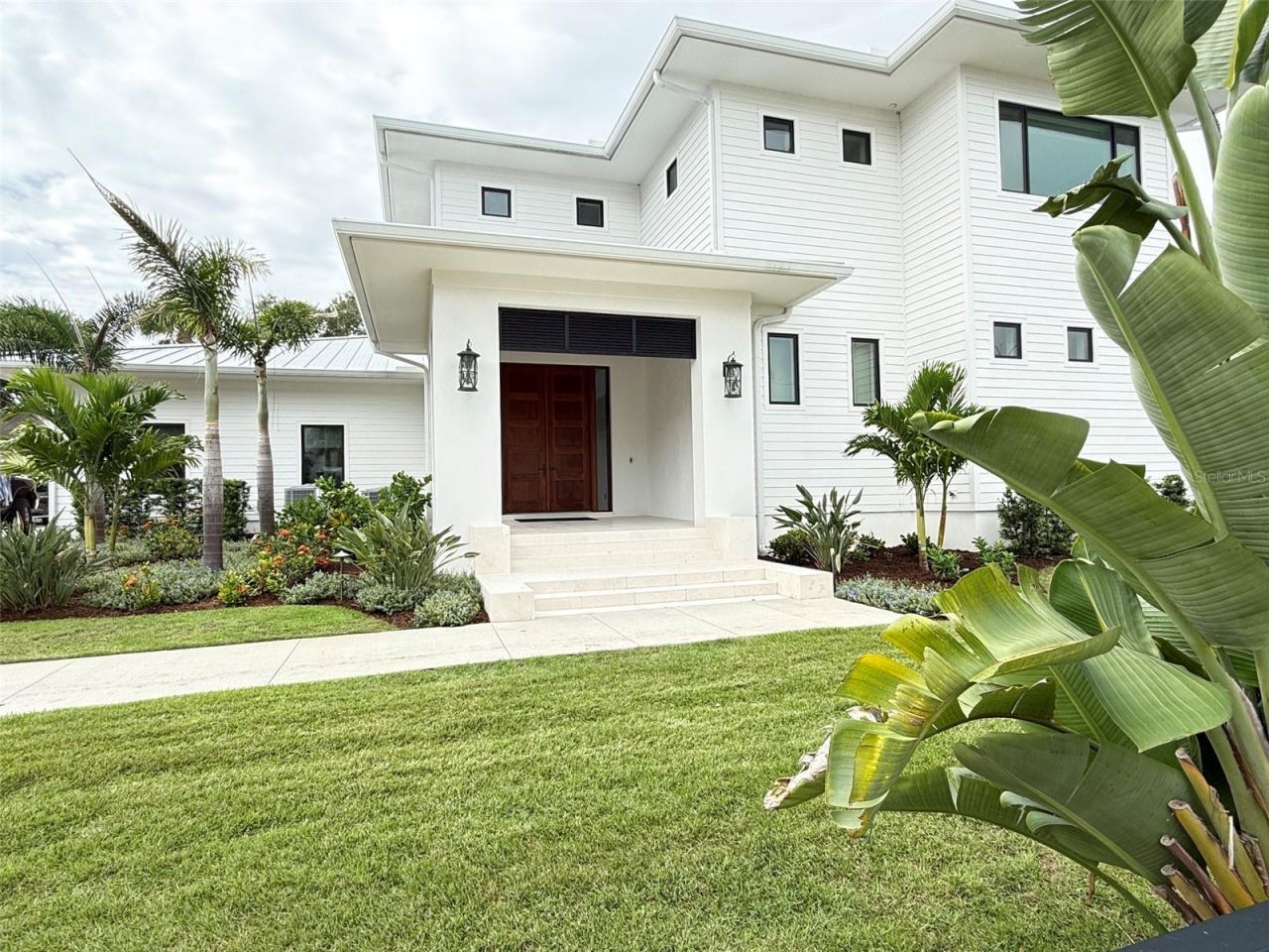 101 Due East Street, New Smyrna Beach, FL 32169 Photo