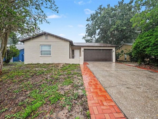7623 BRAMBLEWOOD DRIVE , PORT RICHEY, FL 34668