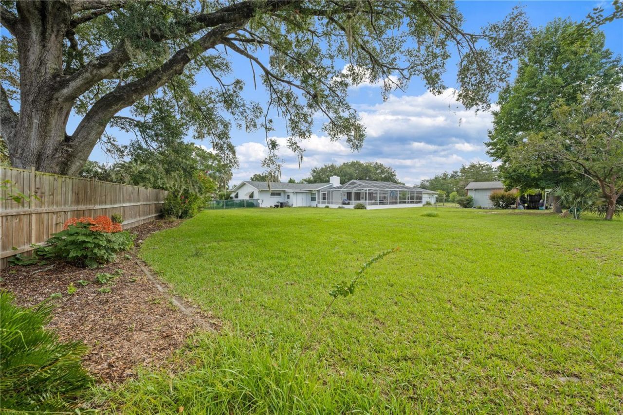415 Hiawatha Avenue, Inverness, FL 34452 Photo