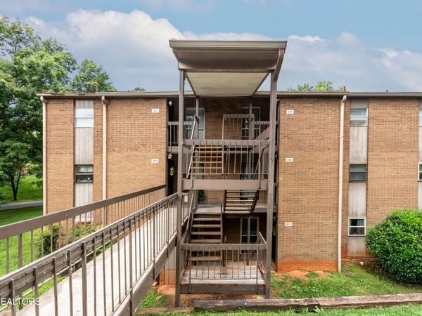 417 Canberra Drive, Knoxville, TN 37923