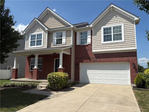 2571 Sunset Maple Drive, Tipp City, OH 45371