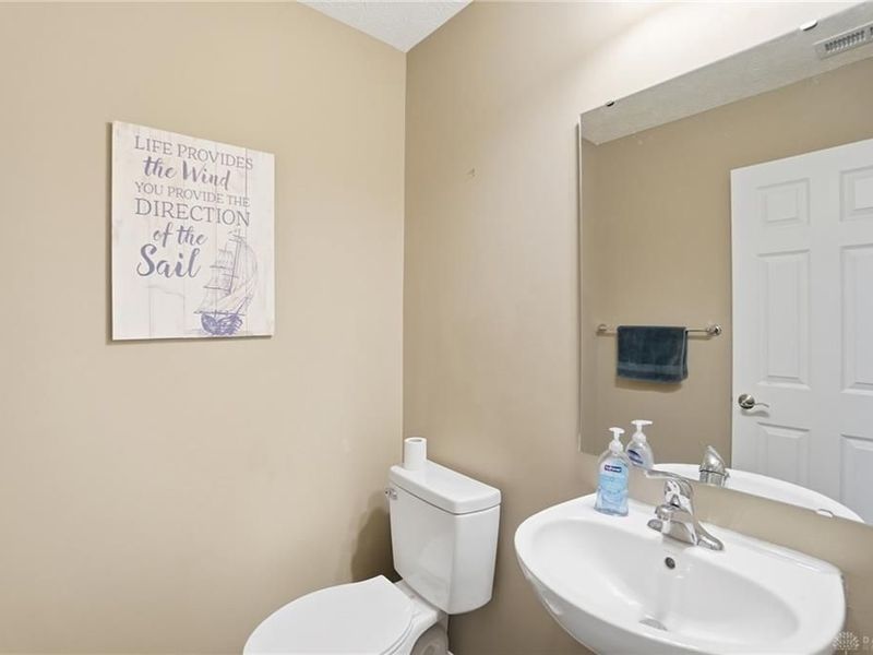 2571 Sunset Maple Drive, Tipp City, OH 45371 Photo 13