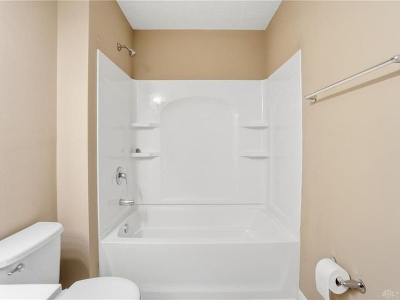 2571 Sunset Maple Drive, Tipp City, OH 45371 Photo 34