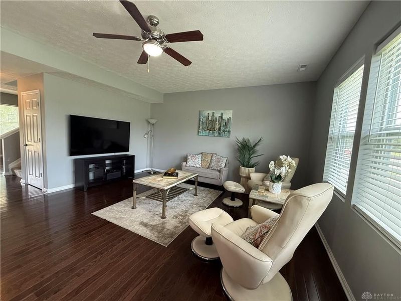 2571 Sunset Maple Drive, Tipp City, OH 45371 Photo 7
