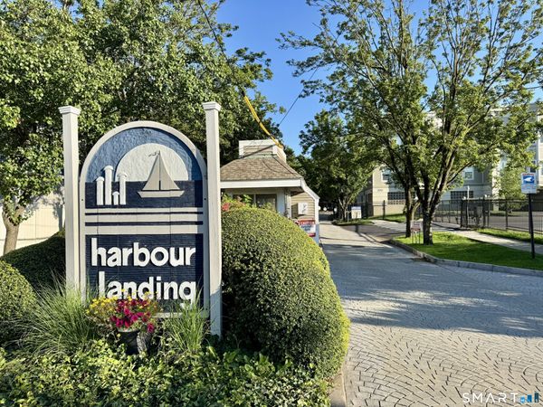 18 Harbour, New Haven, CT 06519