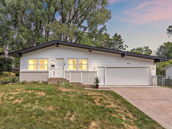 231 Birchwood Drive N, Stillwater, MN 55082