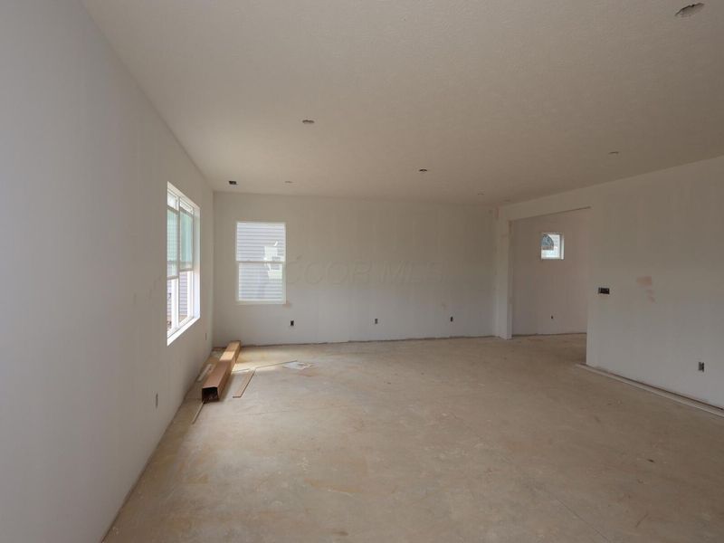 1021 Dawsons Drive, Hebron, OH 43025 Photo 3