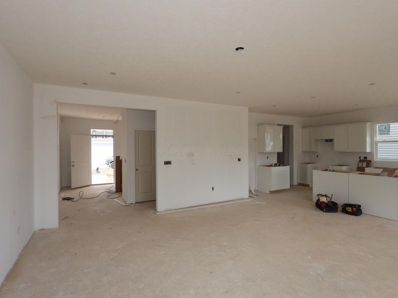 1021 Dawsons Drive, Hebron, OH 43025 Photo 5