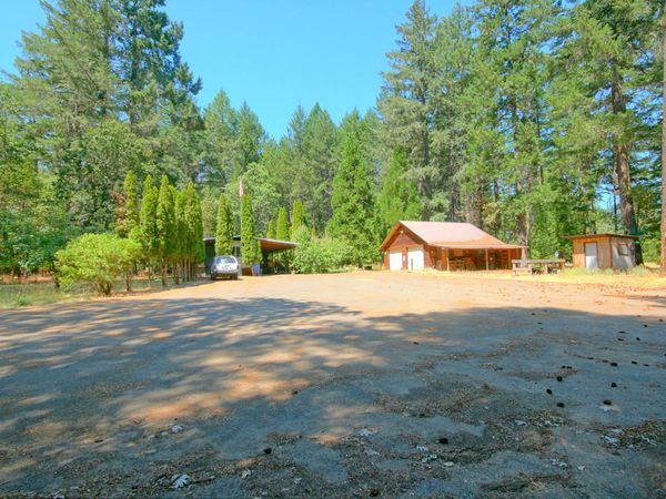 1820 Powell Creek Road, Williams, OR 97544