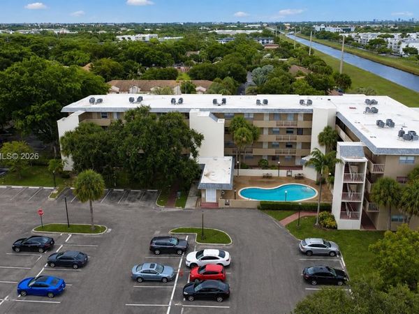 3120 N Pine Island Rd, Unit 403, Sunrise, FL 33351