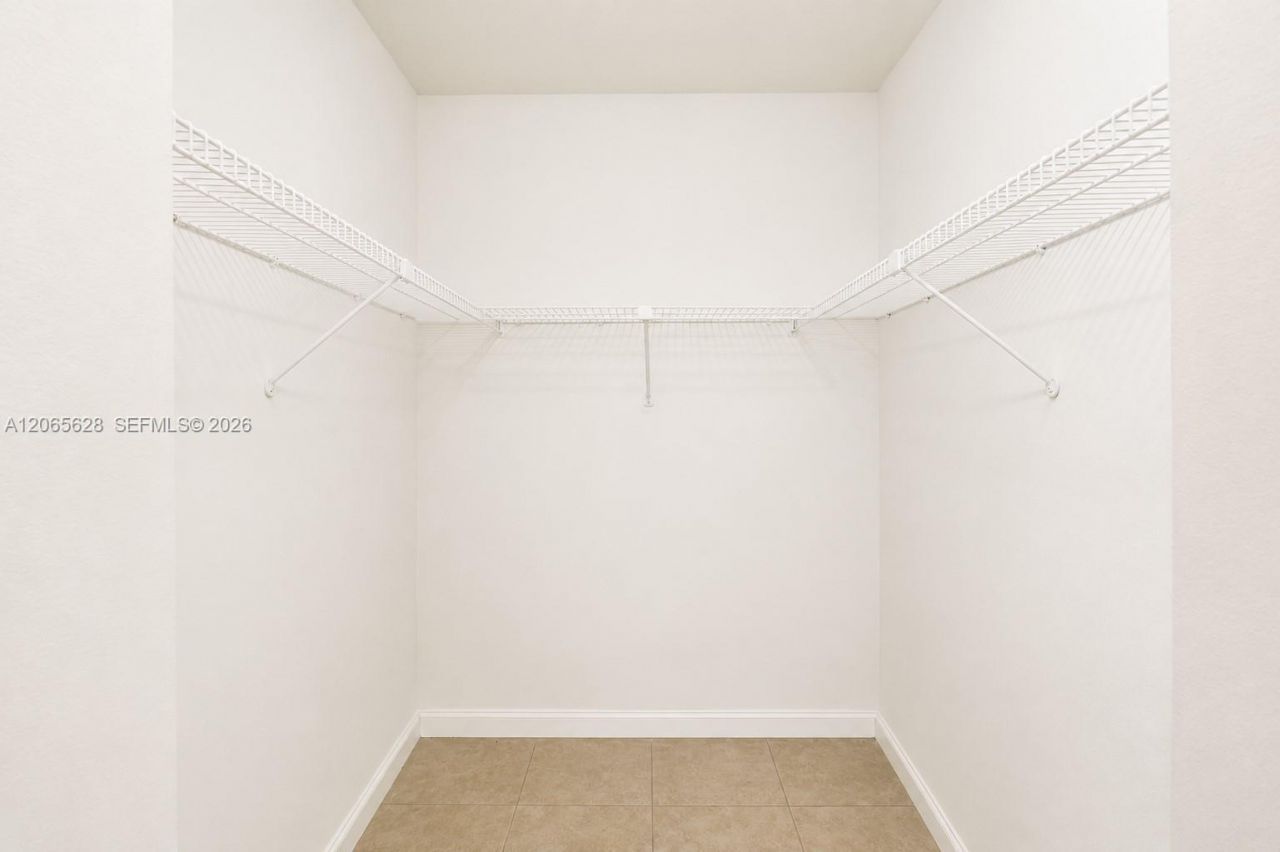 3120 N Pine Island Rd, Unit 403, Sunrise, FL 33351 Photo
