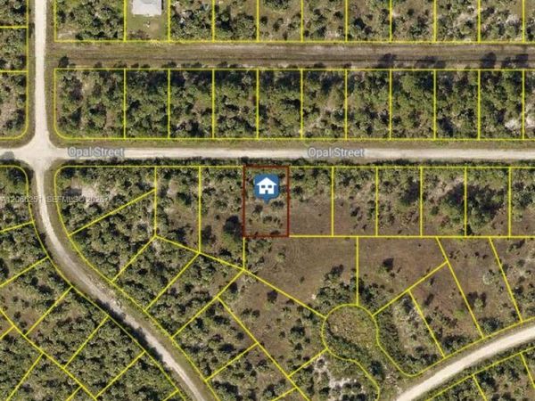 740 SW Opal , Palm Bay, FL 32908