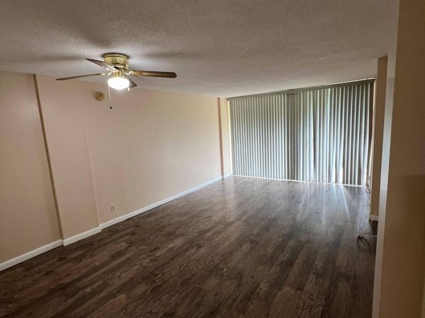 105 ROYAL PARK Drive, Unit 1D, Oakland Park, FL 33309