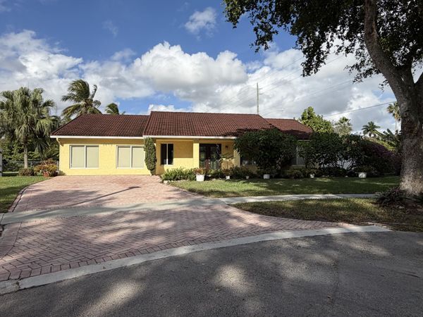 8619 SW 51st Street, Cooper City, FL 33328
