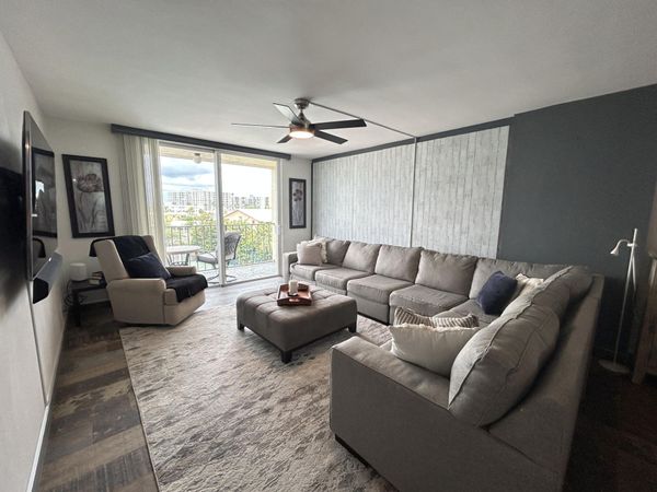 1009 N OCEAN Boulevard N, Unit 401, Pompano Beach, FL 33062
