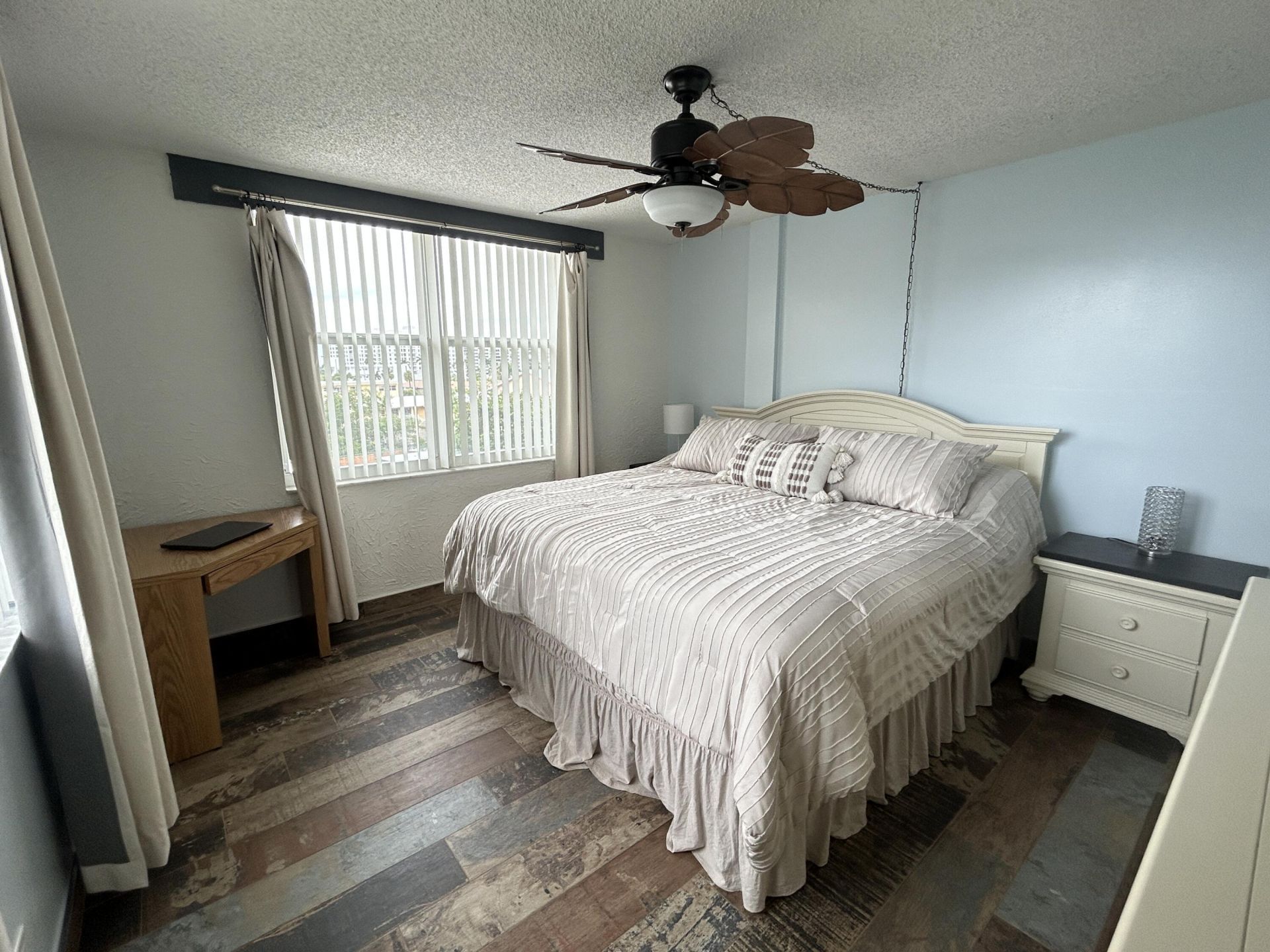 1009 N Ocean Boulevard N, Unit 401, Pompano Beach, FL 33062 Photo