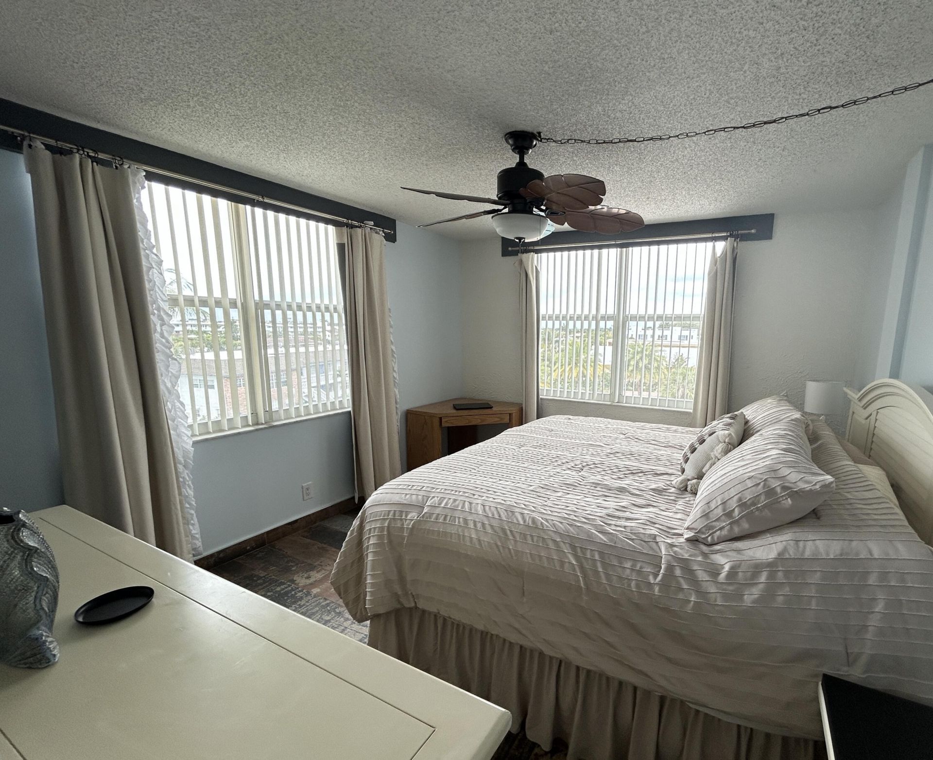 1009 N Ocean Boulevard N, Unit 401, Pompano Beach, FL 33062 Photo