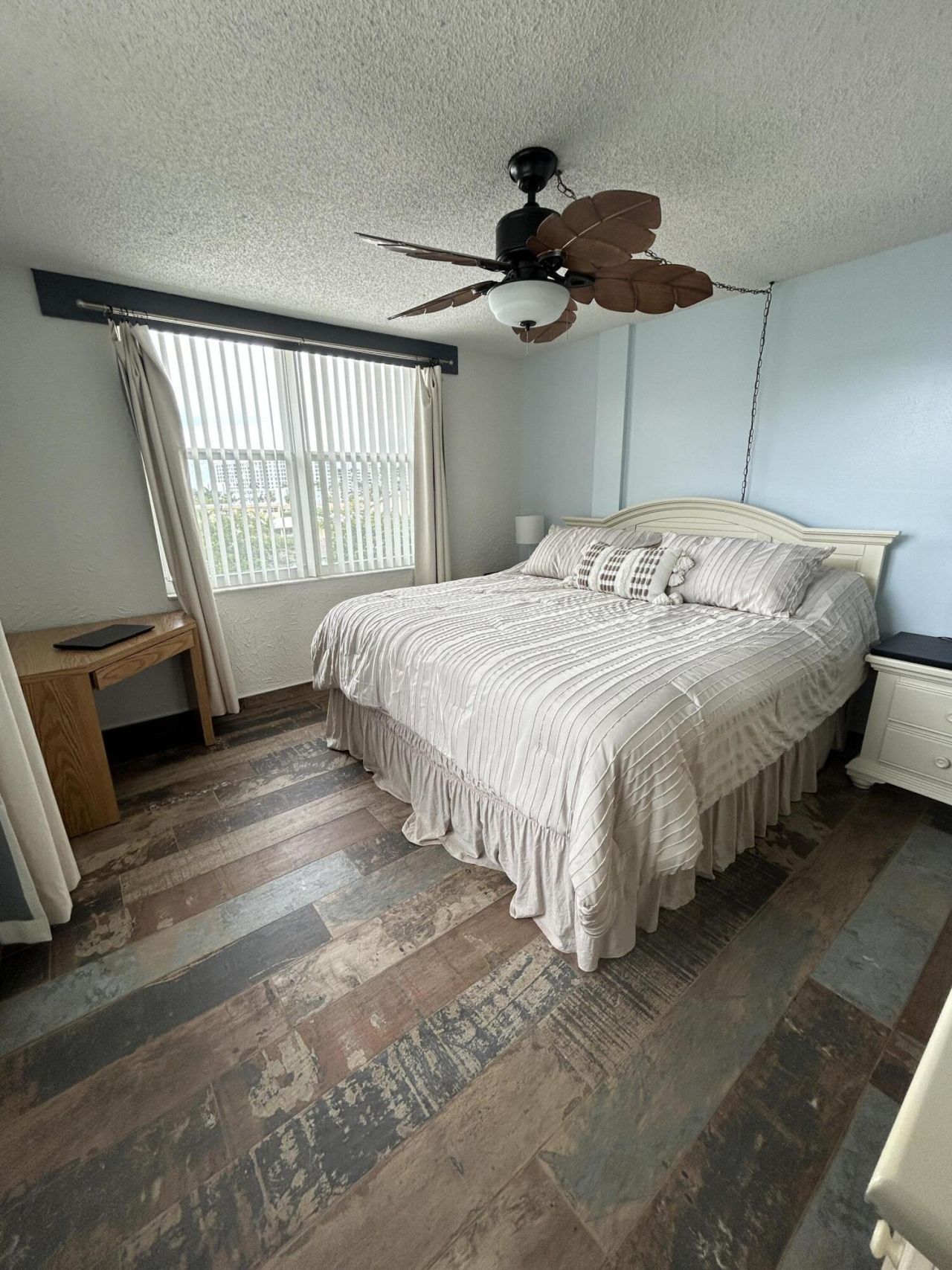1009 N Ocean Boulevard N, Unit 401, Pompano Beach, FL 33062 Photo