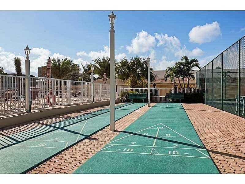 1009 N Ocean Boulevard N, Unit 401, Pompano Beach, FL 33062 Photo