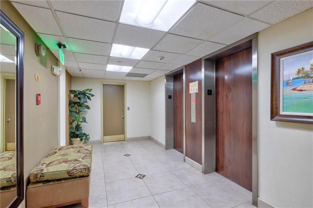 1009 N Ocean Boulevard N, Unit 401, Pompano Beach, FL 33062 Photo