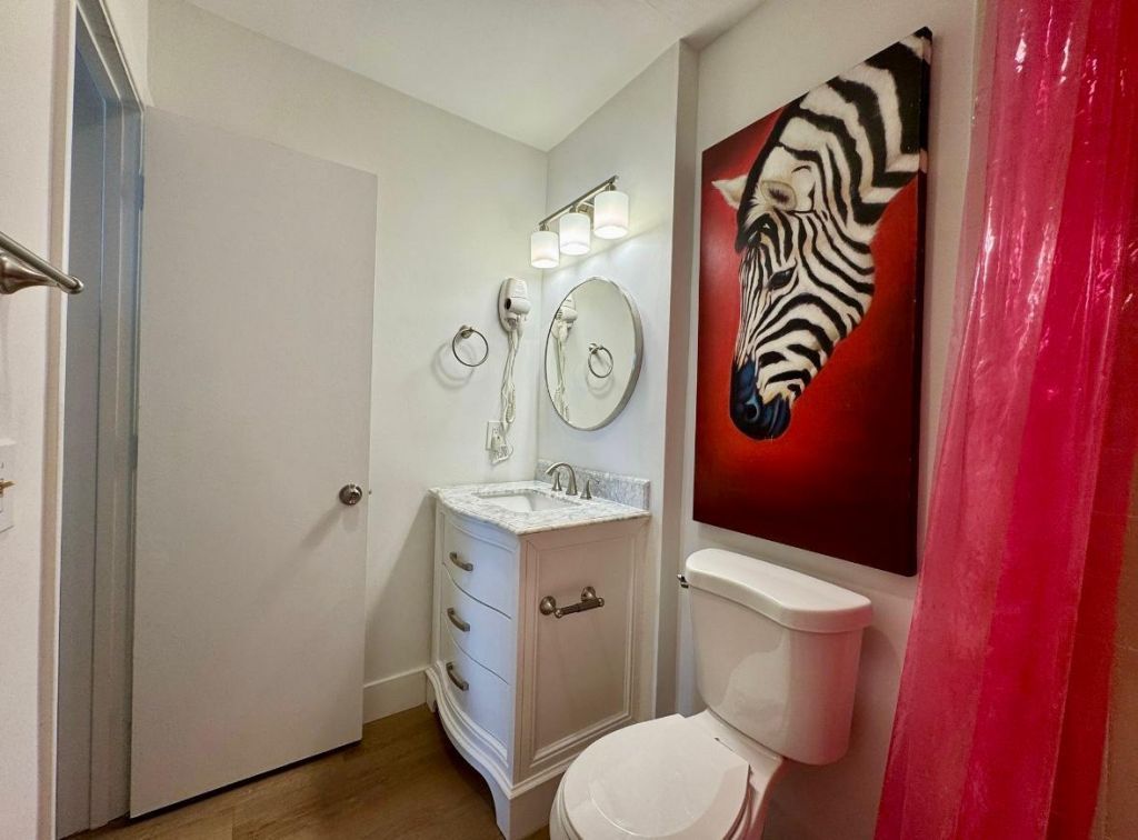 299 SW 7th Street, Unit 2070, Boca Raton, FL 33432 Photo