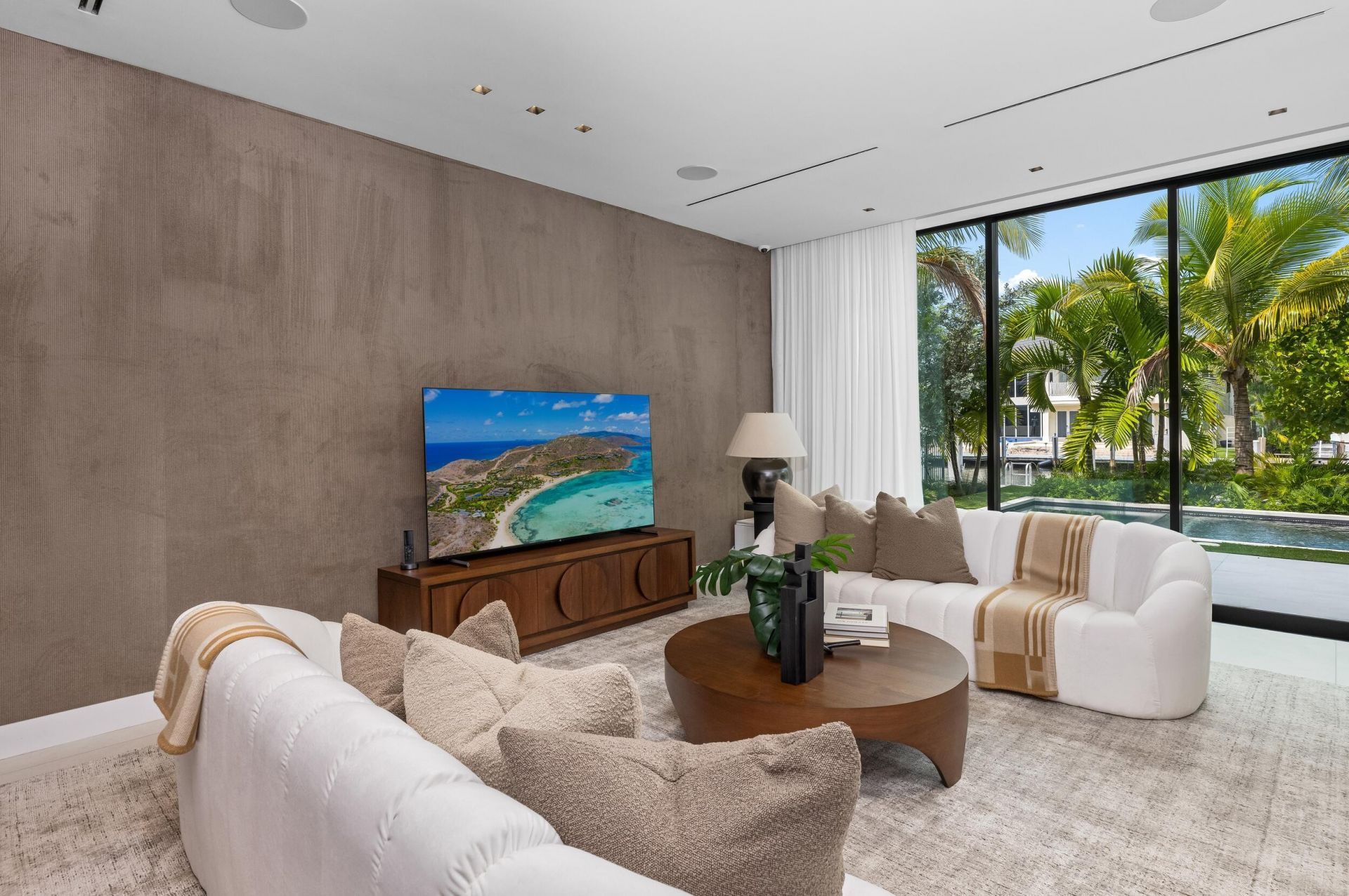 41 Nurmi Drive, Fort Lauderdale, FL 33301 Photo