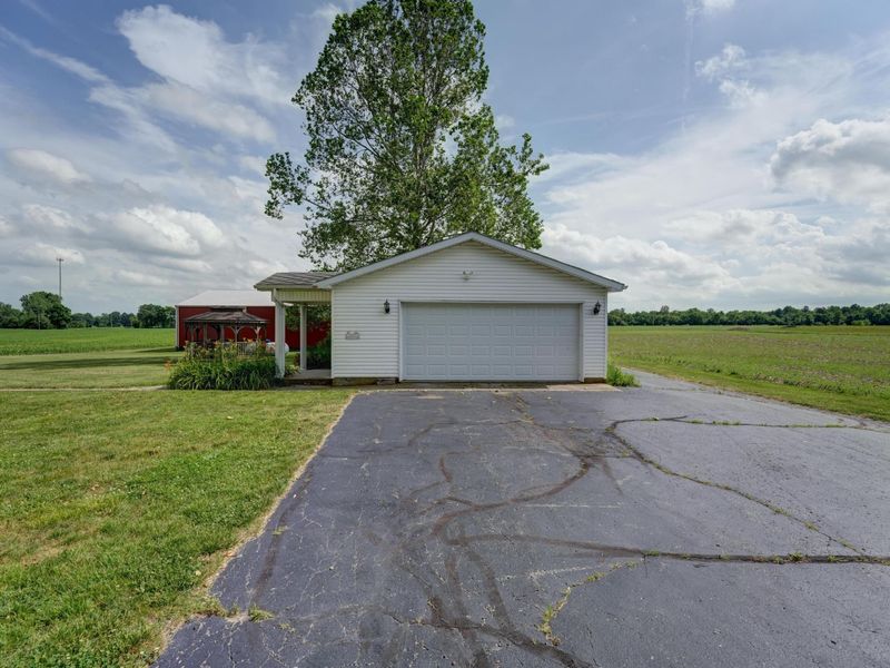 8150 Snake Road, Dayton, OH 45426 Photo 8