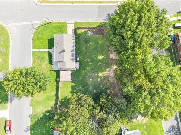 1310 22nd ST NW, Roanoke, VA 24017