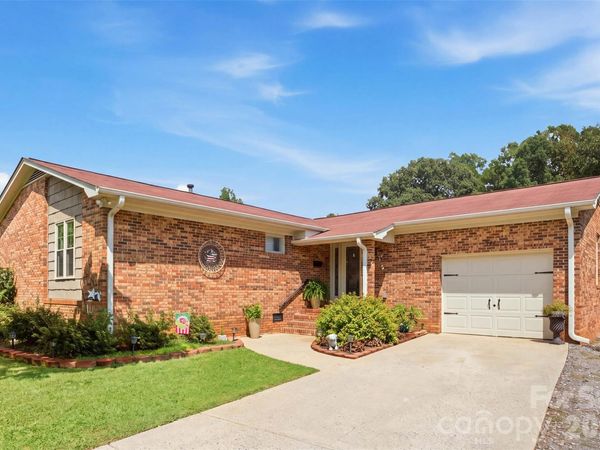 502 Ellenwood Drive , Kings Mountain, NC 28086