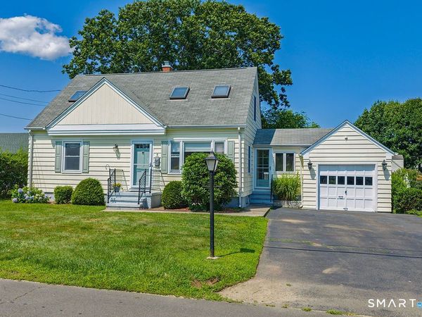 4 McKinnel, Branford, CT 06405
