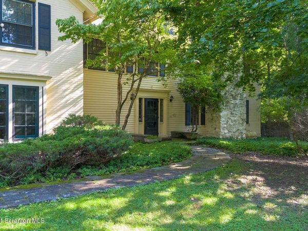 28 Church Hill Road, Glenburn Twp, PA 18414