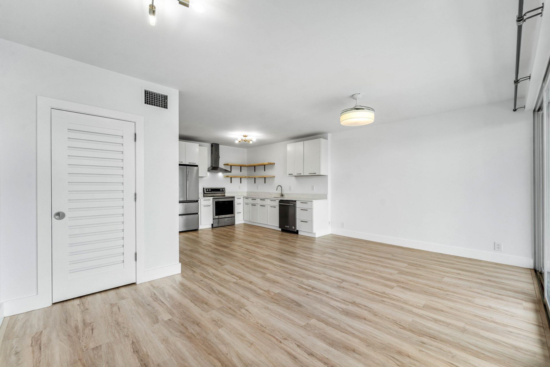 65 SE Spanish Trail, Unit 2030, Boca Raton, FL 33432 Photo