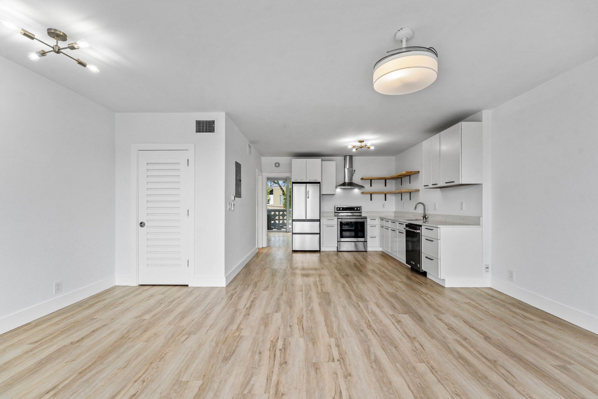65 SE Spanish Trail, Unit 2030, Boca Raton, FL 33432 Photo