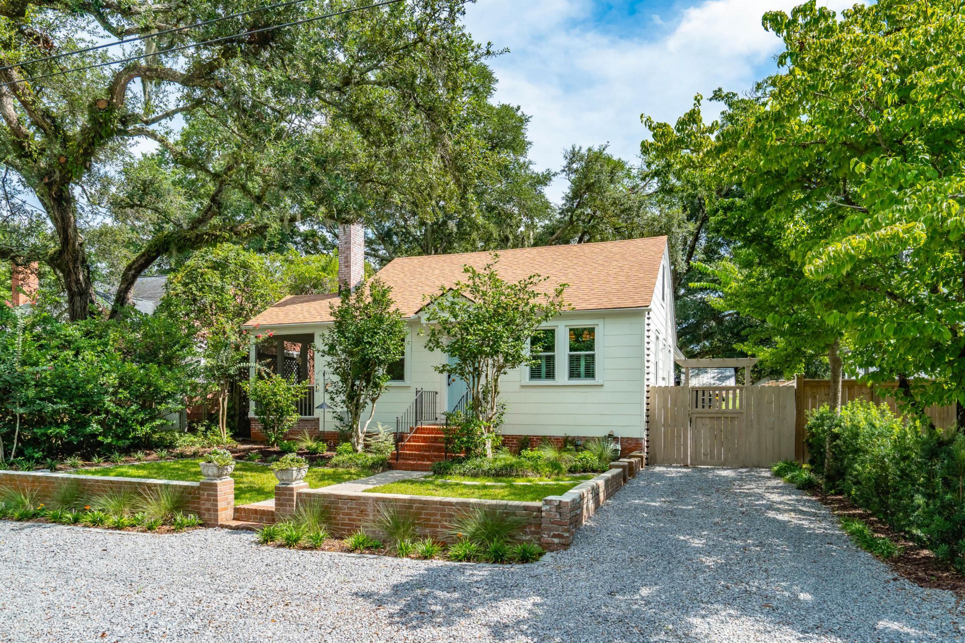 2125 Medway Road Photo 38