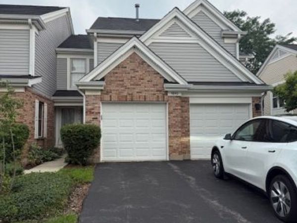 4840 Prestwick Place, Unit 4840, Hoffman Estates, IL 60010